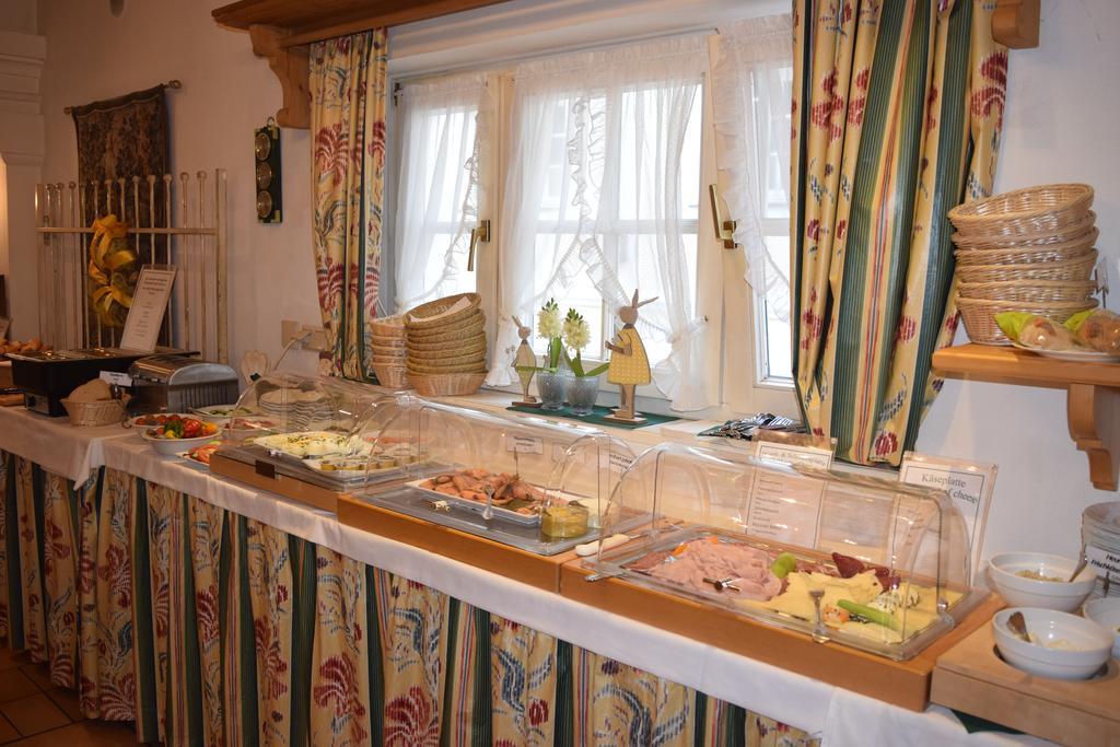 Hotel Landhaus Fuhrgassl-Huber Viyana Dış mekan fotoğraf