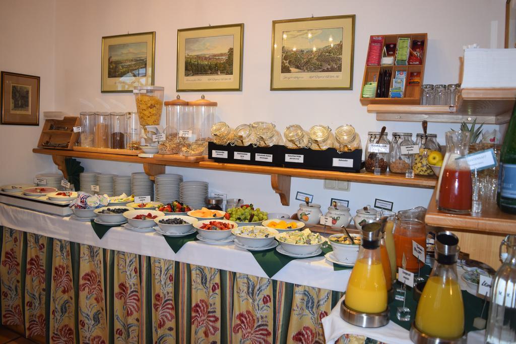 Hotel Landhaus Fuhrgassl-Huber Viyana Dış mekan fotoğraf