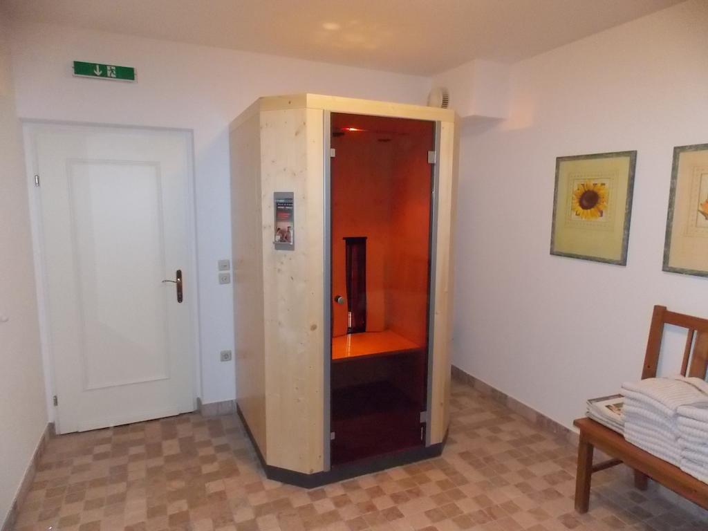 Hotel Landhaus Fuhrgassl-Huber Viyana Dış mekan fotoğraf