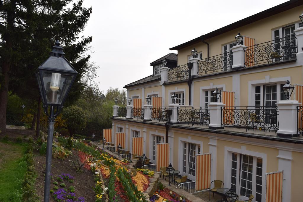 Hotel Landhaus Fuhrgassl-Huber Viyana Oda fotoğraf